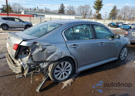 2011 Subaru Legacy 3.6R z USA, uszkodzony, nr VIN 4S3BMEA66B2239718